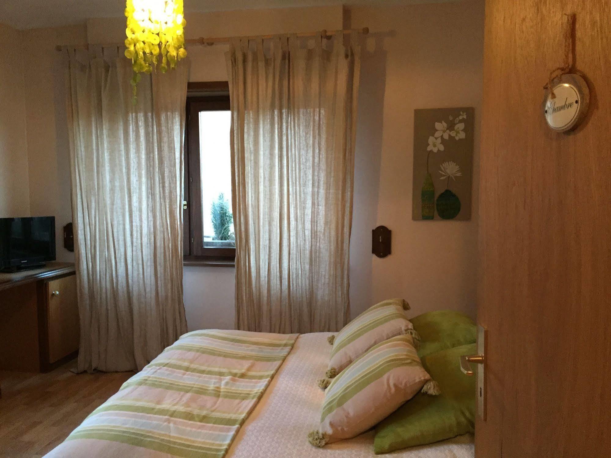 Chambres D'Hotes L'Ecrin Des Saveurs Schwenheim Zewnętrze zdjęcie